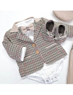 Costum botez in nuante de bej 2