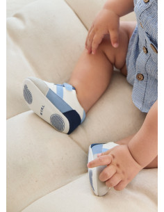 Pantofi benzi culori nou-nascut