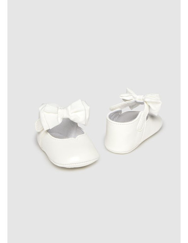 Pantofi cu fundita nou-nascut