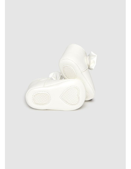 Pantofi cu fundita nou-nascut