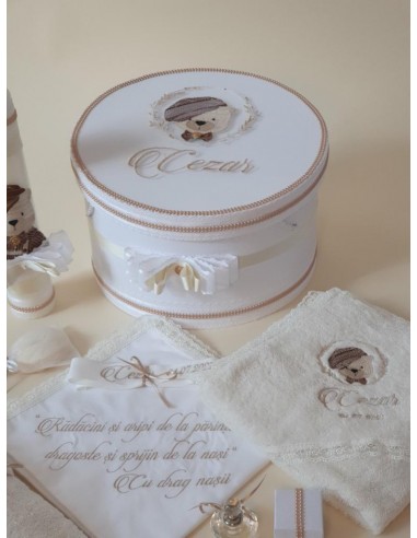 Trusou botez urs-maro